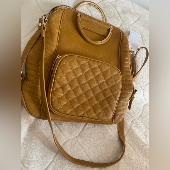 Miztique Handbag - Picture 3 of 7